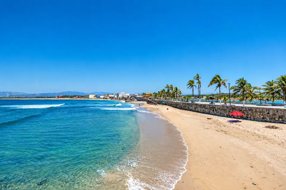 Playa Barra de Navidad